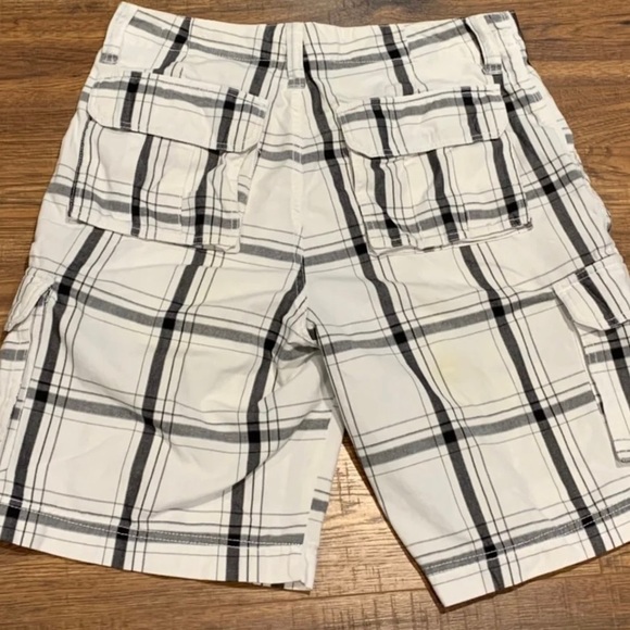 Champ Sports Plaid Cargo Shorts size 32 - Picture 2 of 4